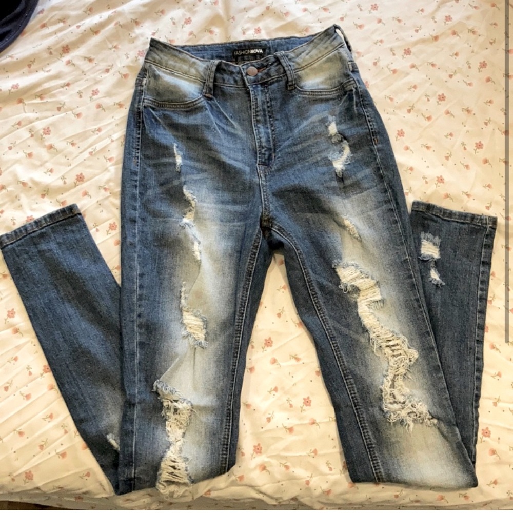 Distressed High Rise Jeans - Fashion Nova